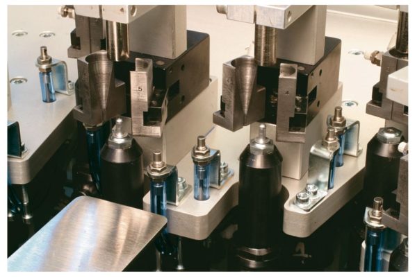 Self-feeding main unit with 8 heads - Image 2